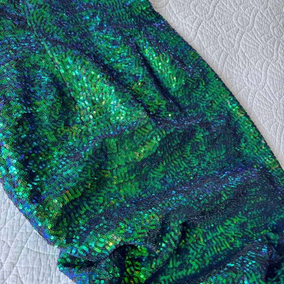 Vixen by Micheline Pitt Sequin Dress in Green and Blue - Picture 3 of 9